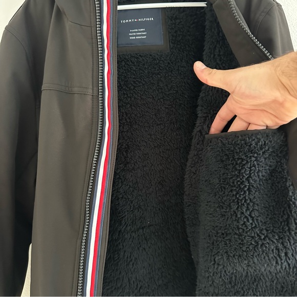 Tommy Hilfiger Men's Black Soft-Shell Hooded Performance Jacket Size: XL - Picture 12 of 16
